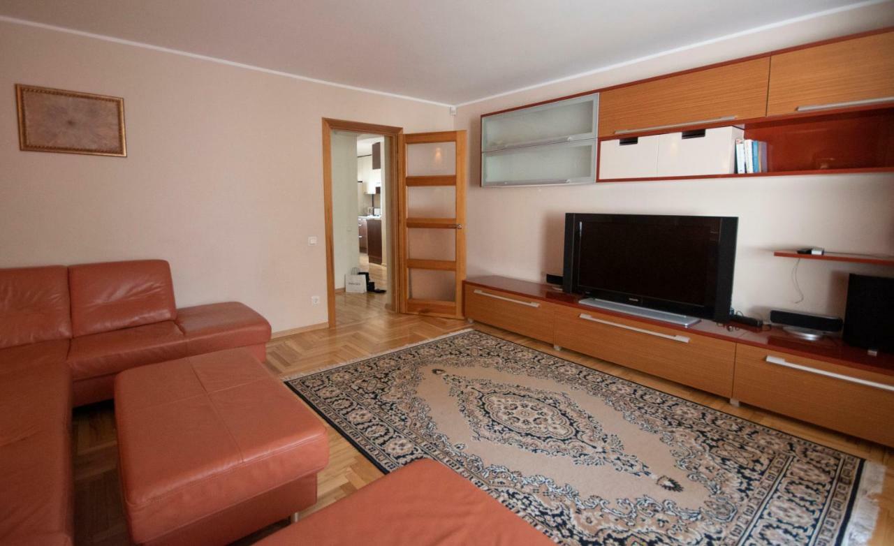 Just Good Apartment Κλαϊπέντα Εξωτερικό φωτογραφία
